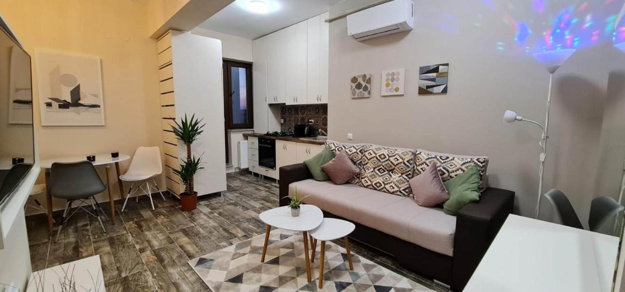 Designed Like Home Apartment Near Palas Mall Iasi Exterior foto